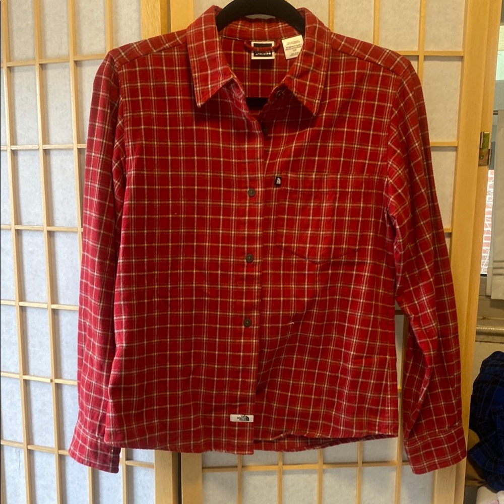 Women’s North Face Cotton Button Up